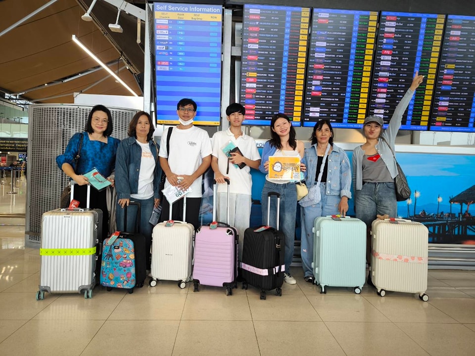 ขอขอบพระคุณ...คุณสุรีมาศ และสมาชิก
ที่ไว้วางใจใช้บริการ #เพนกวินฮอลิเดย์
ทัวร์เวียดนามกลาง ดานัง ฮอยอัน พักบาน่าฮิลล์ 4วัน 3คืน [ ZGDAD-2404VZ ]
เดินทาง : 12 - 15 ก.ย. 67
✈️สายการบิน : THAI VIETJET AIR (VZ)